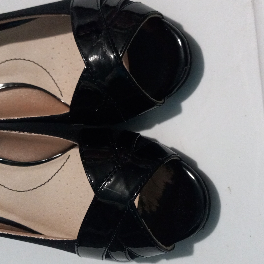 Life stride heels - Picture 3 of 6